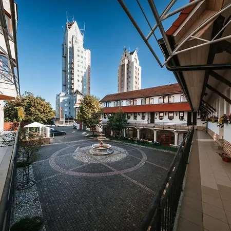 Apartman Reduta Lučenec 外观 照片